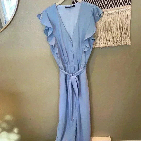 19 COOPER LIGHT BABY BLUE RUFFLE SLEEVE JUMPSUIT - Picture 8 of 10